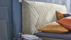 Hot B Bright Bed Sapphire (160X200 Cm)