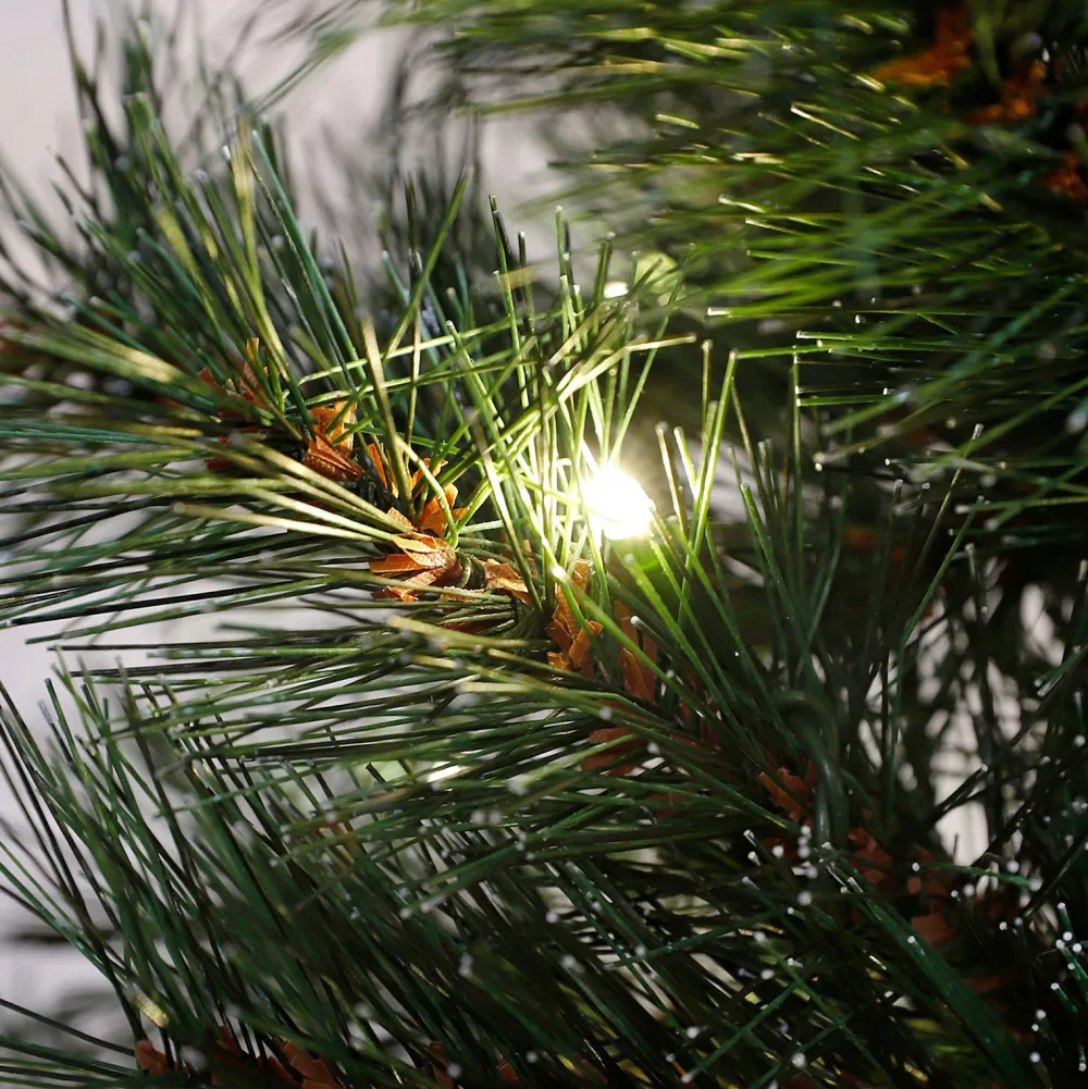 Outlet Black Box Trees Verlichte Kerstboom Sotka (H215 X O71 Cm)