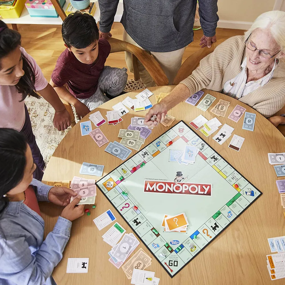 Hasbro Gaming Monopoly Classic