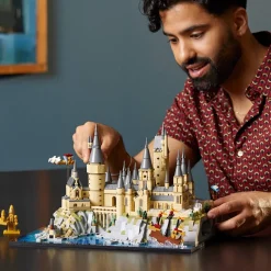 LEGO Harry Potter Kasteel Zweinstein En Terrein 76419