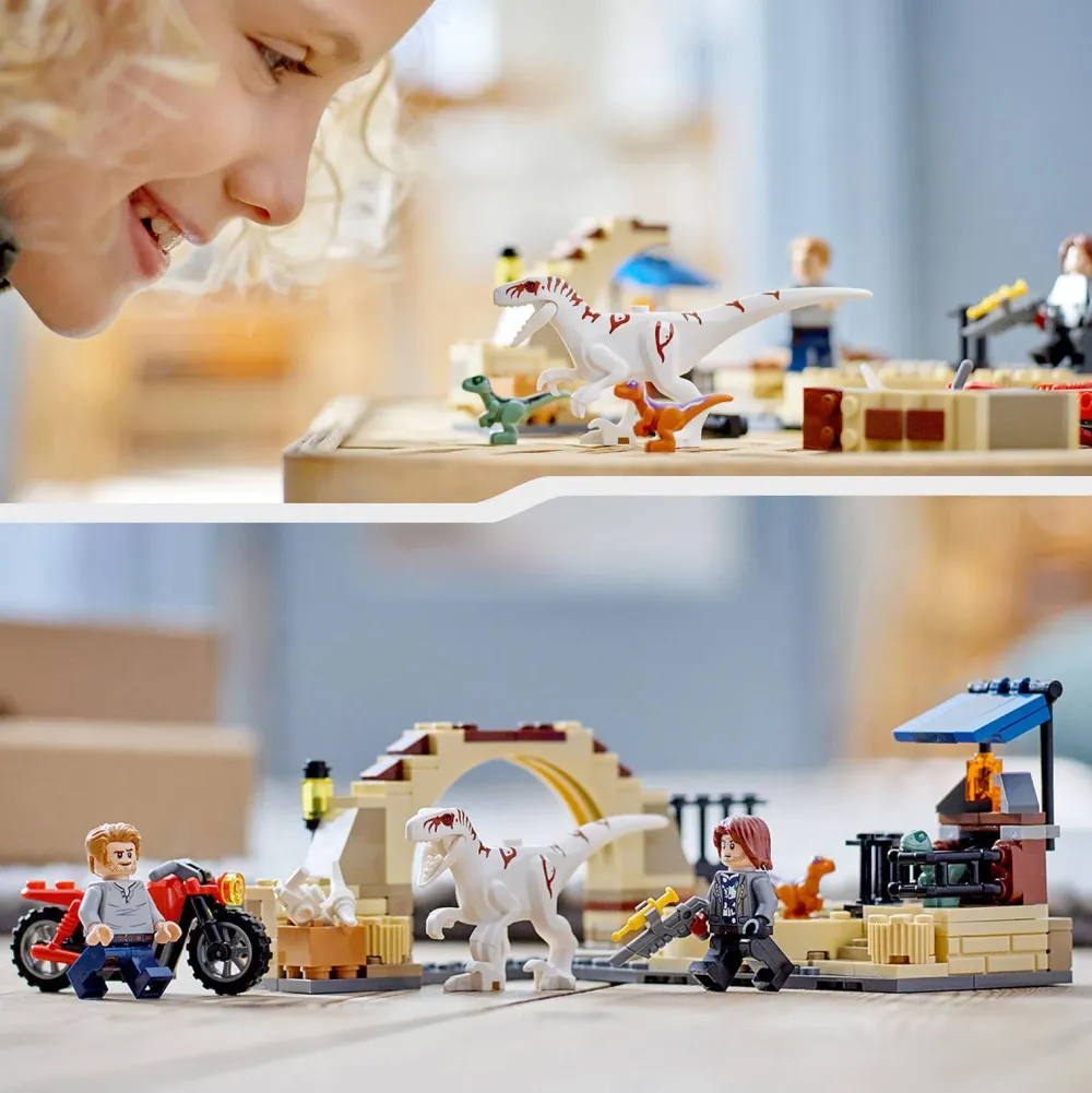 LEGO Jurassic World Atrociraptor Dinosaurus Motorachtervolging 76945