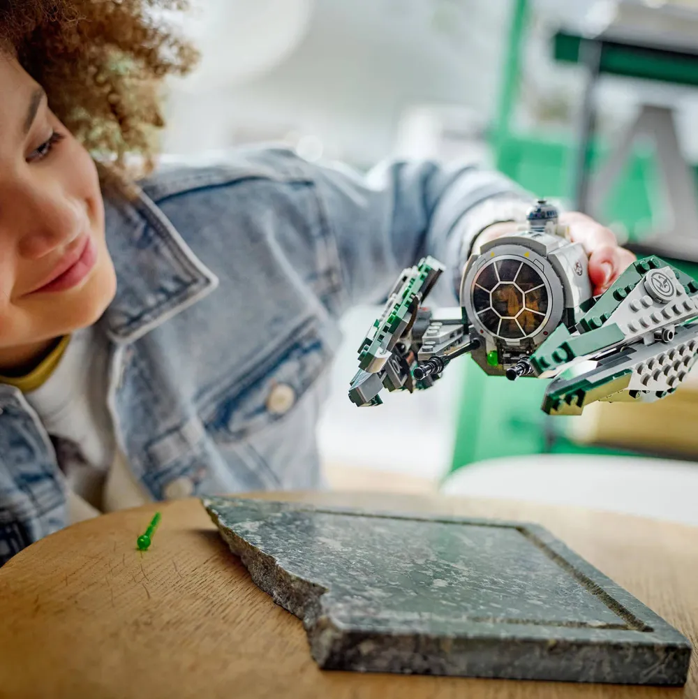 LEGO Star Wars Yoda'S Jedi Starfighter 75360