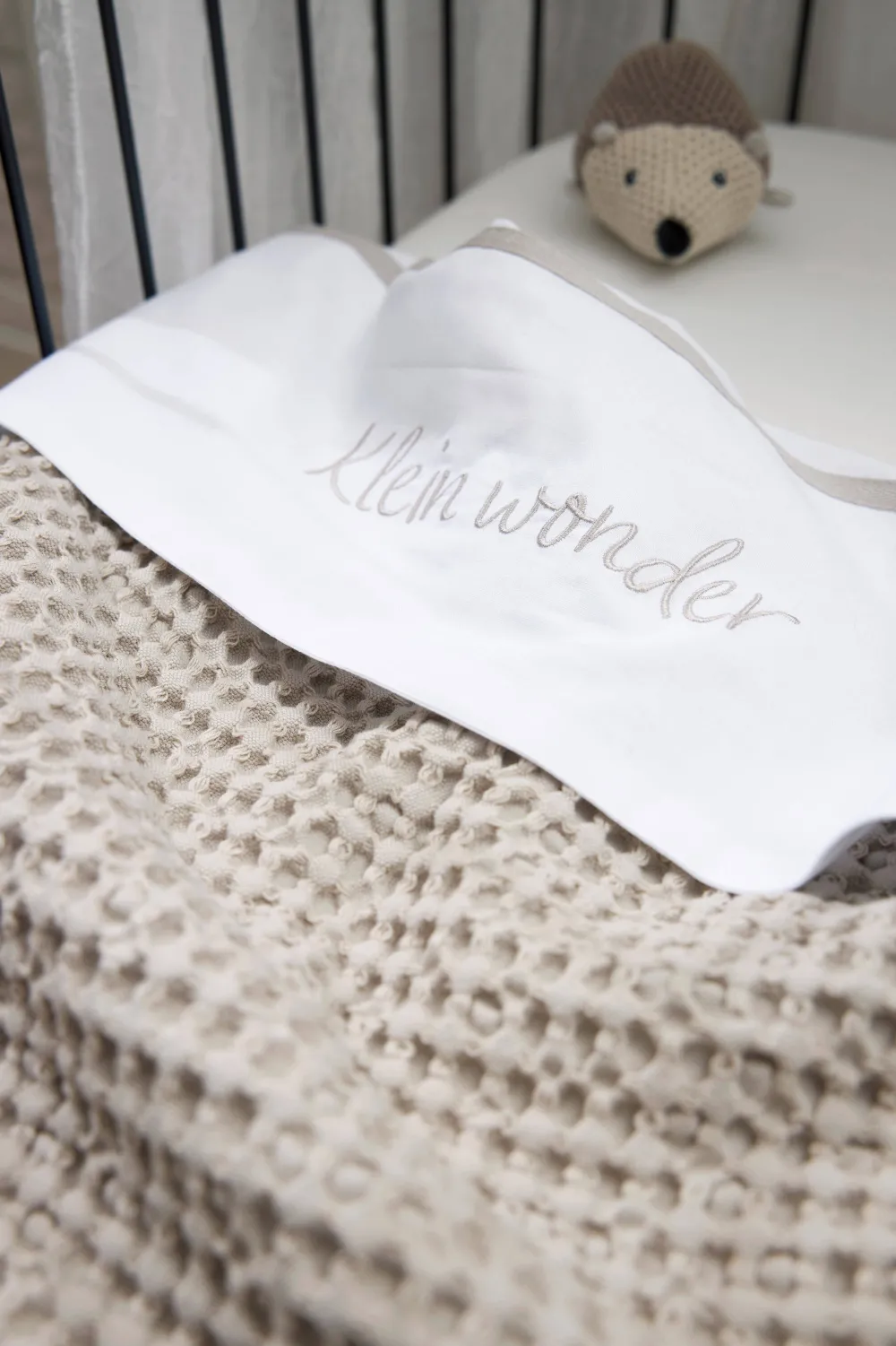 Hot Meyco Baby Wieglaken 'Klein Wonder' Greige