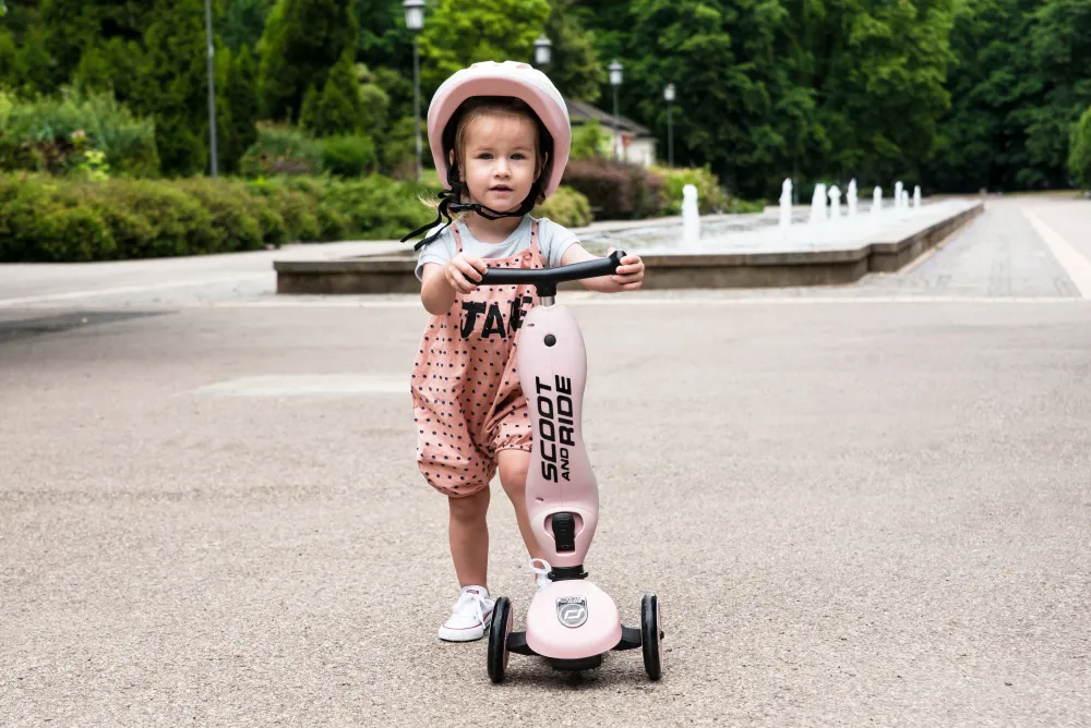 Scoot & Ride Highwaykick 1 - Roze