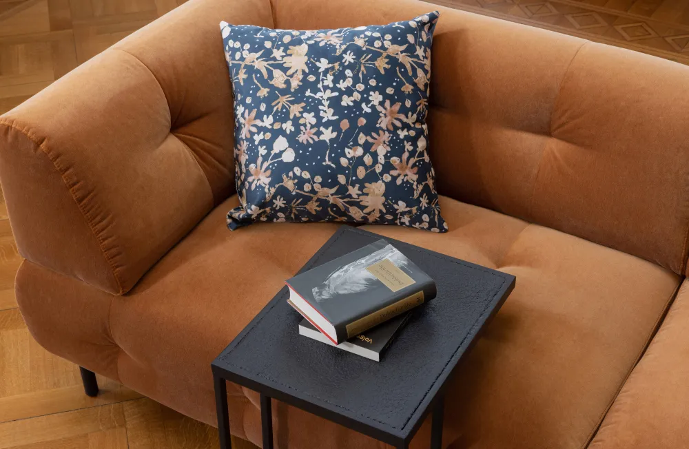 Woood Febe Bijzettafel U Vorm - Metaal - Zwart - 55X45X35